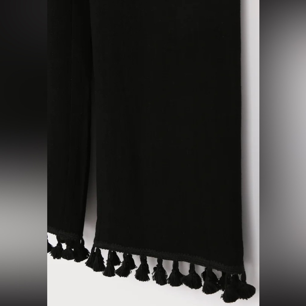 Linen Blend One Shoulder Tassel Crop Top & Wide-Leg Pants Set - Like New - Picture 14 of 17